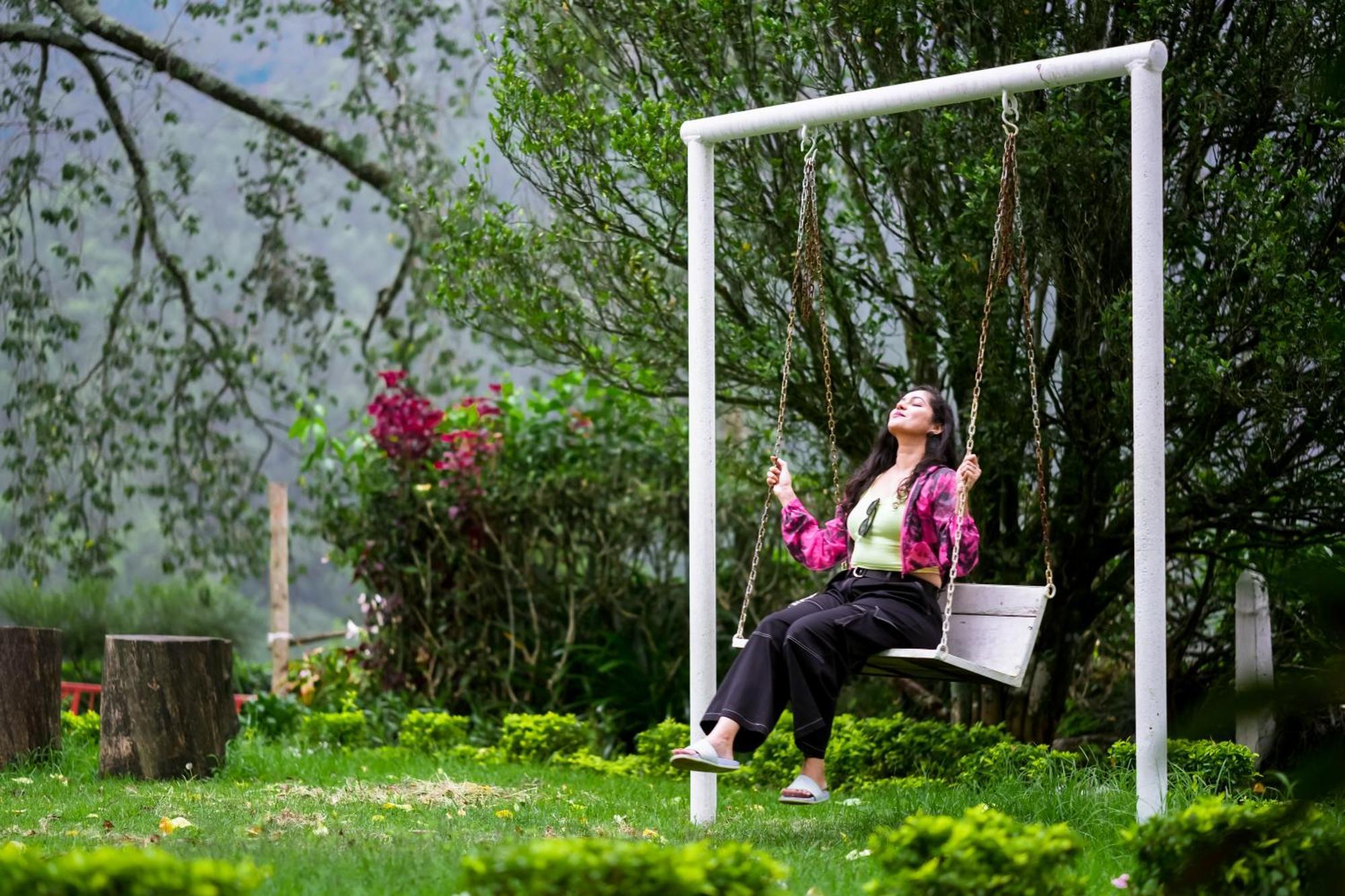 Arivikad Tea Bungalow Munnar By Voye Homes Suryanelli المظهر الخارجي الصورة